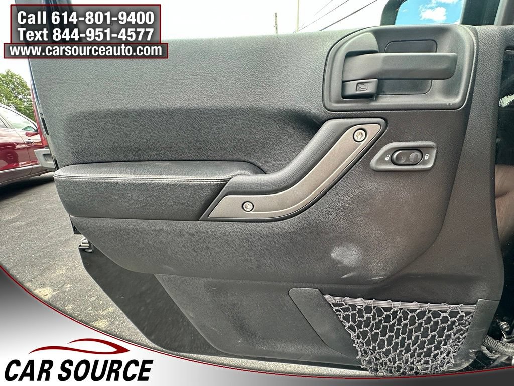 Used 2016 Jeep Wrangler Unlimited Sport AWD/4WD image 15