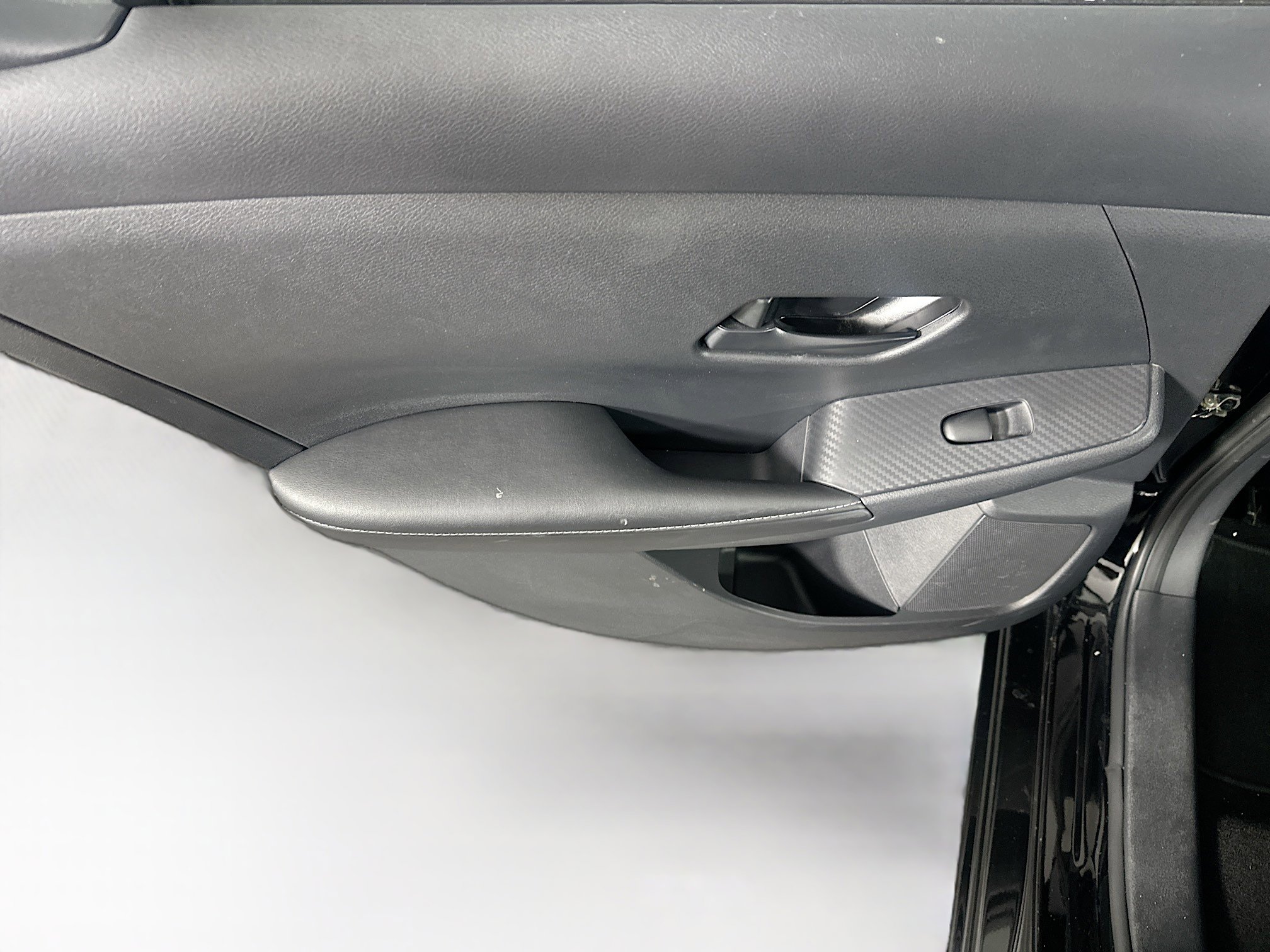 Used 2024 Nissan Sentra SV image 24