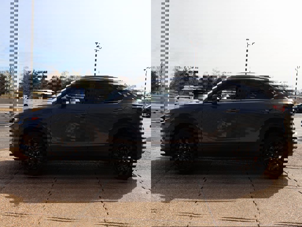 Used 2022 MAZDA CX-30 AWD 2.5 S w/ Preferred Package image 3