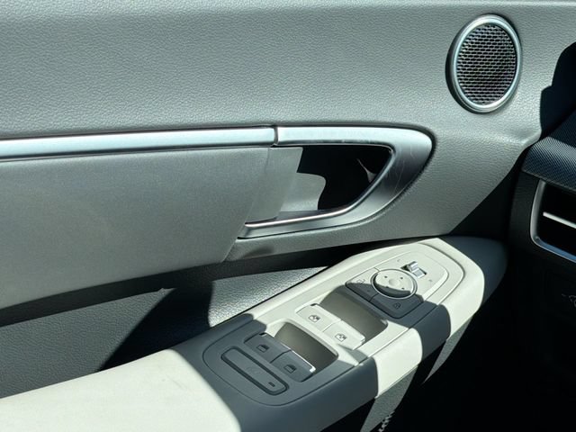 New 2026 Hyundai Sonata SEL AWD/4WD image 17