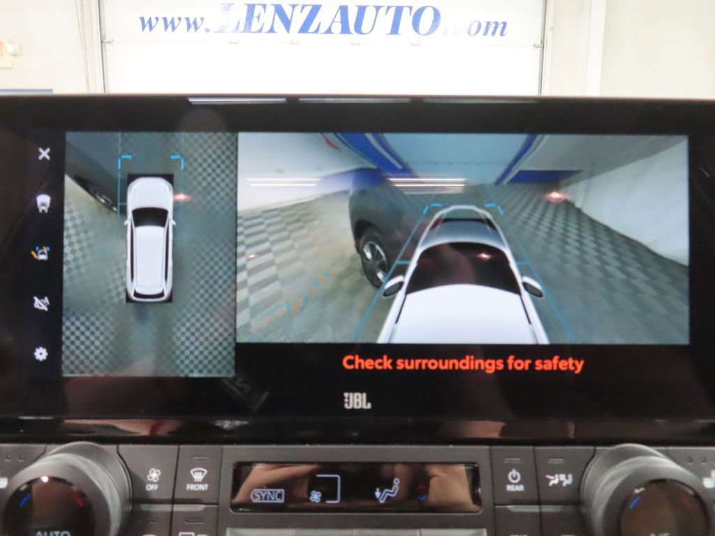 Used 2025 Toyota Grand Highlander AWD Hybrid image 22