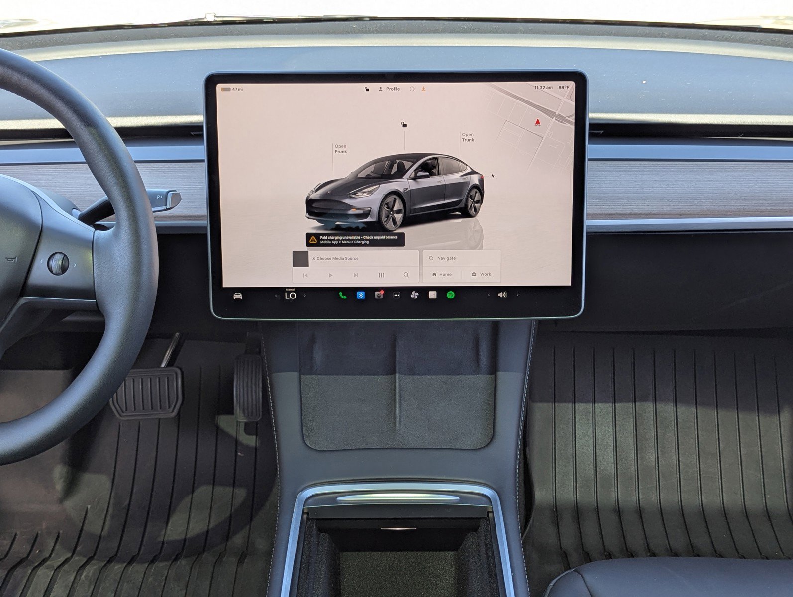 Used 2023 Tesla Model 3 Standard Range image 17