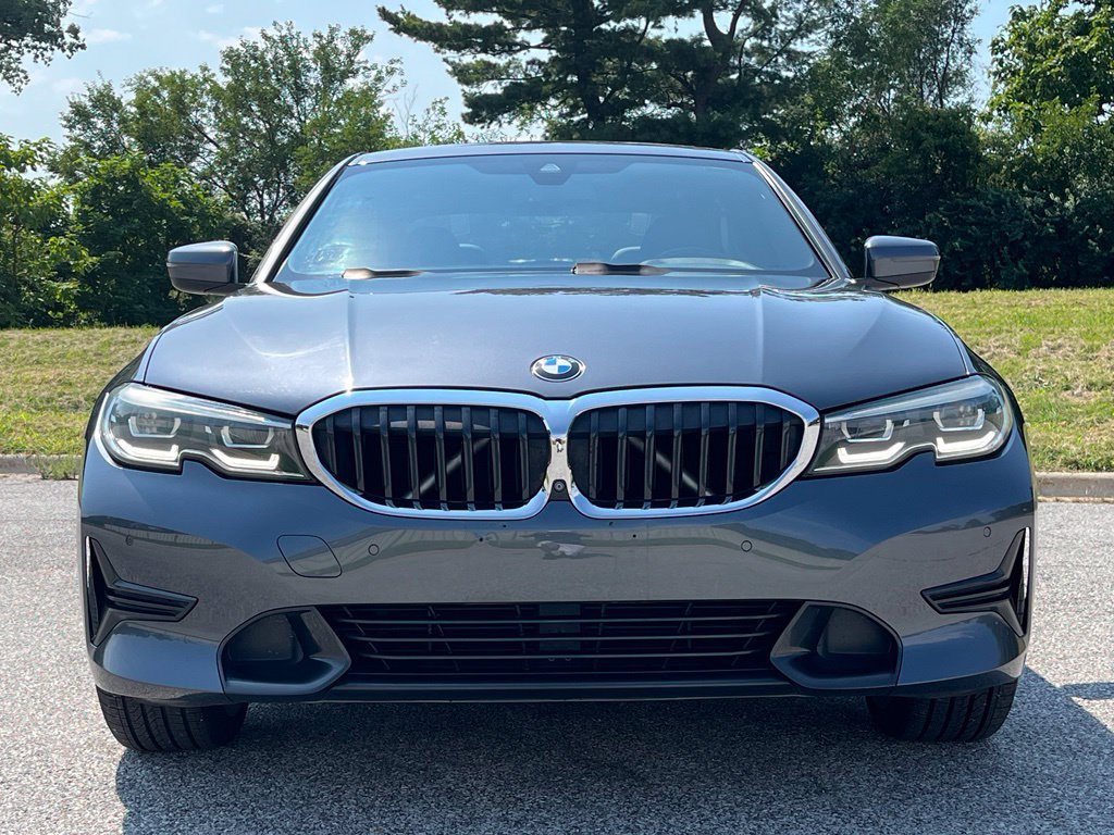 Used 2021 BMW 330i xDrive Sedan w/ Convenience Package AWD/4WD image 2