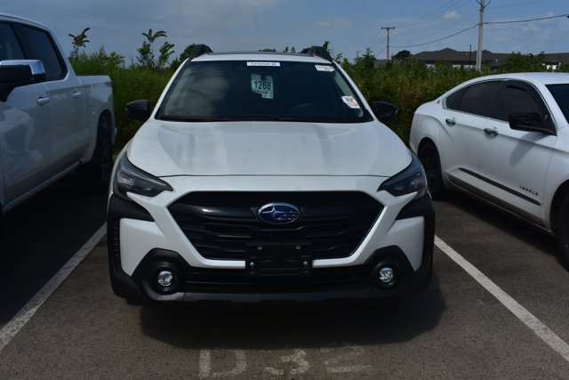 Used 2025 Subaru Outback Onyx Edition w/ Popular Package #2 AWD/4WD image 2