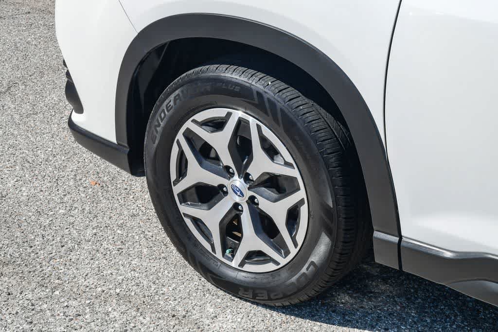 Used 2023 Subaru Forester Premium AWD/4WD image 10