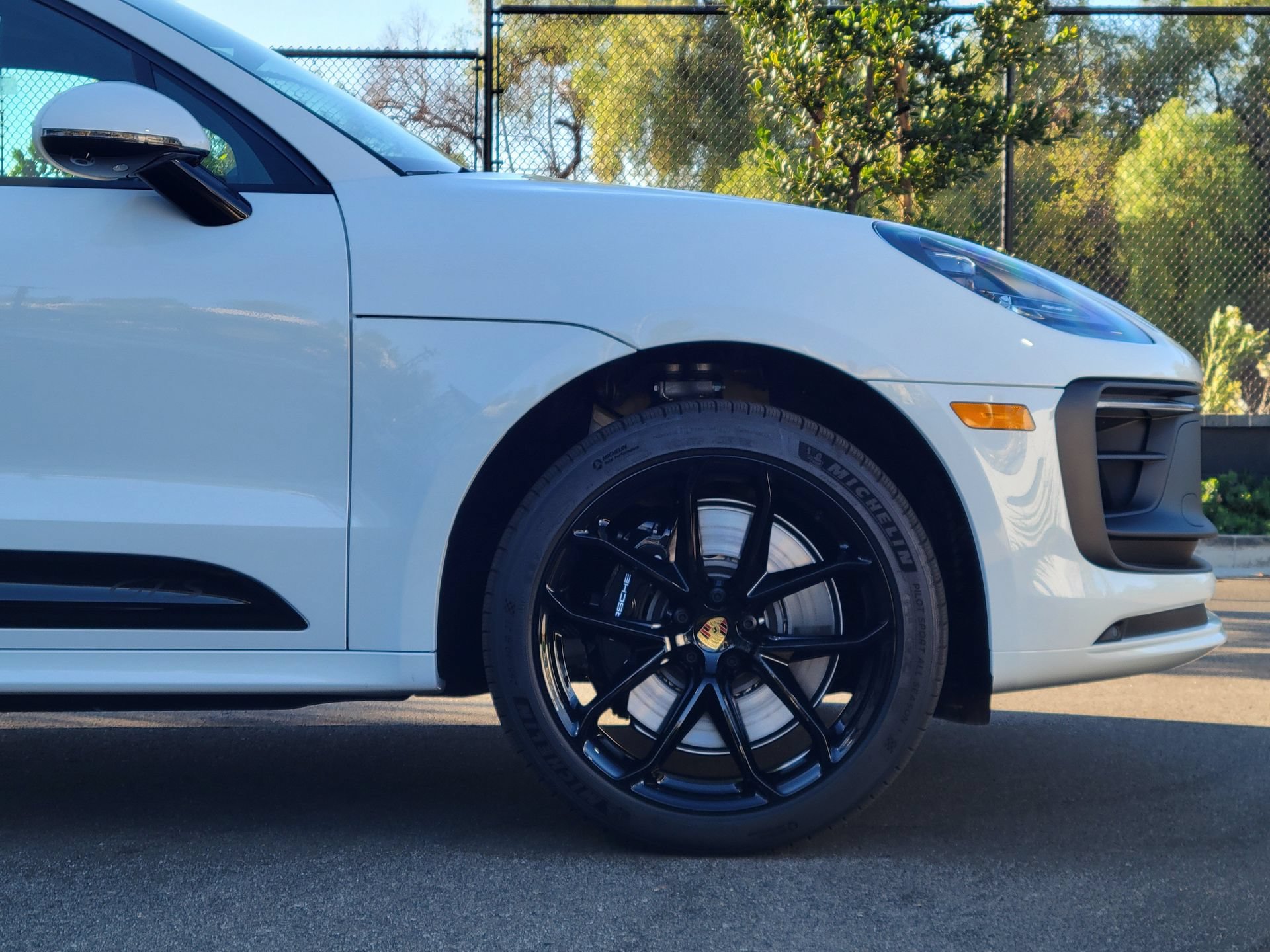 New 2026 Porsche Macan GTS AWD/4WD image 11