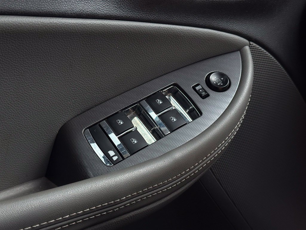 Used 2015 Chevrolet Impala LS FWD image 20