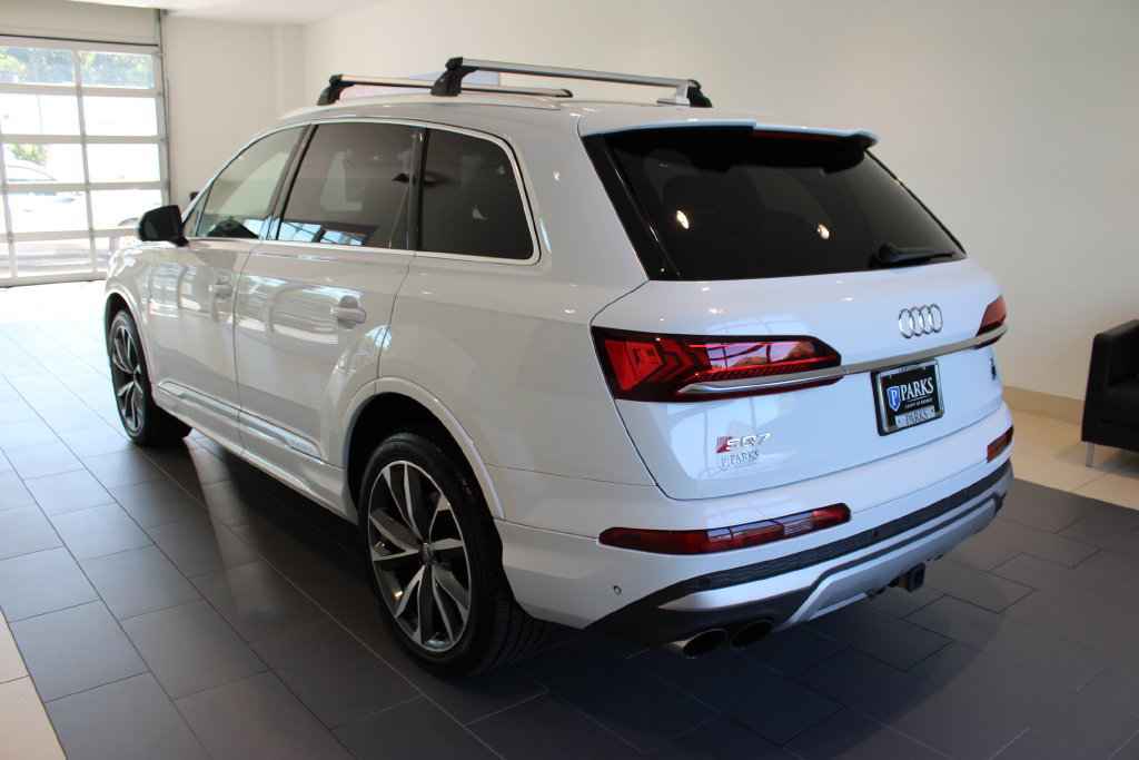 Used 2021 Audi SQ7 Premium Plus w/ Driver Assistance Package AWD/4WD image 35