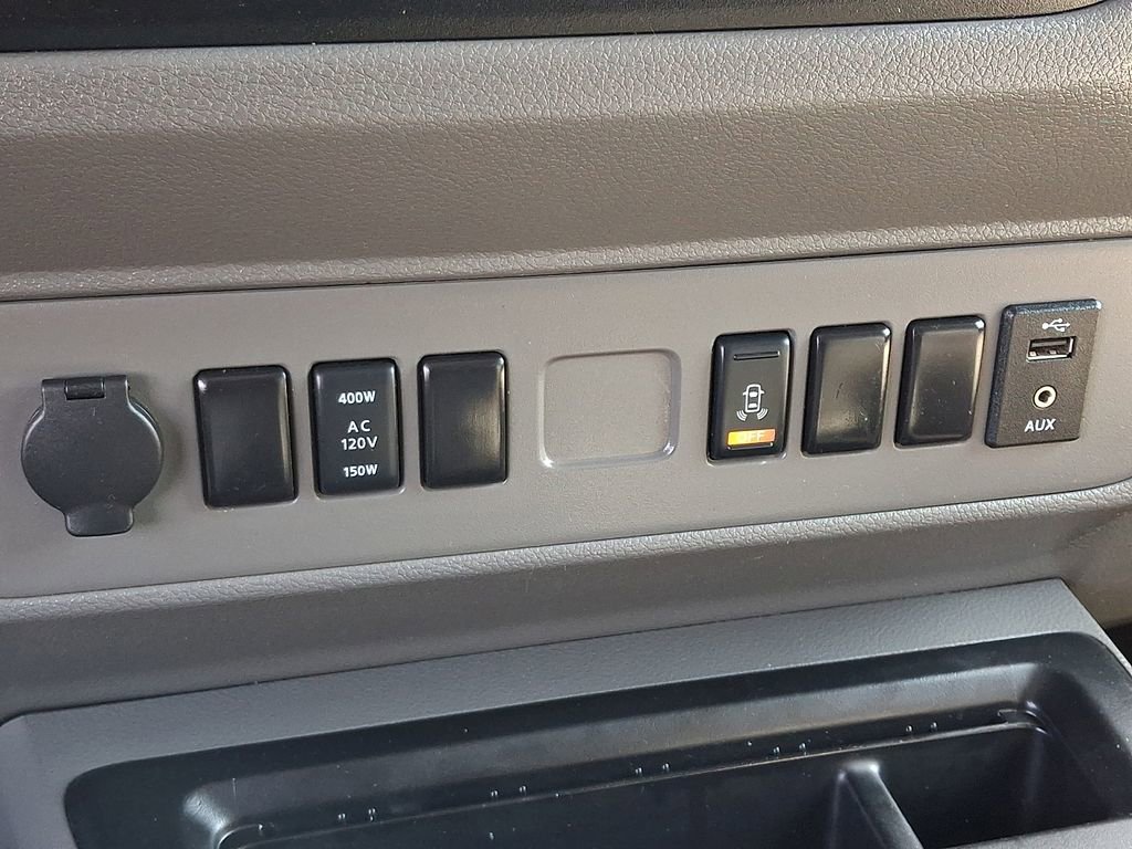 Used 2016 Nissan NV 2500 SV w/ Technology Package image 21