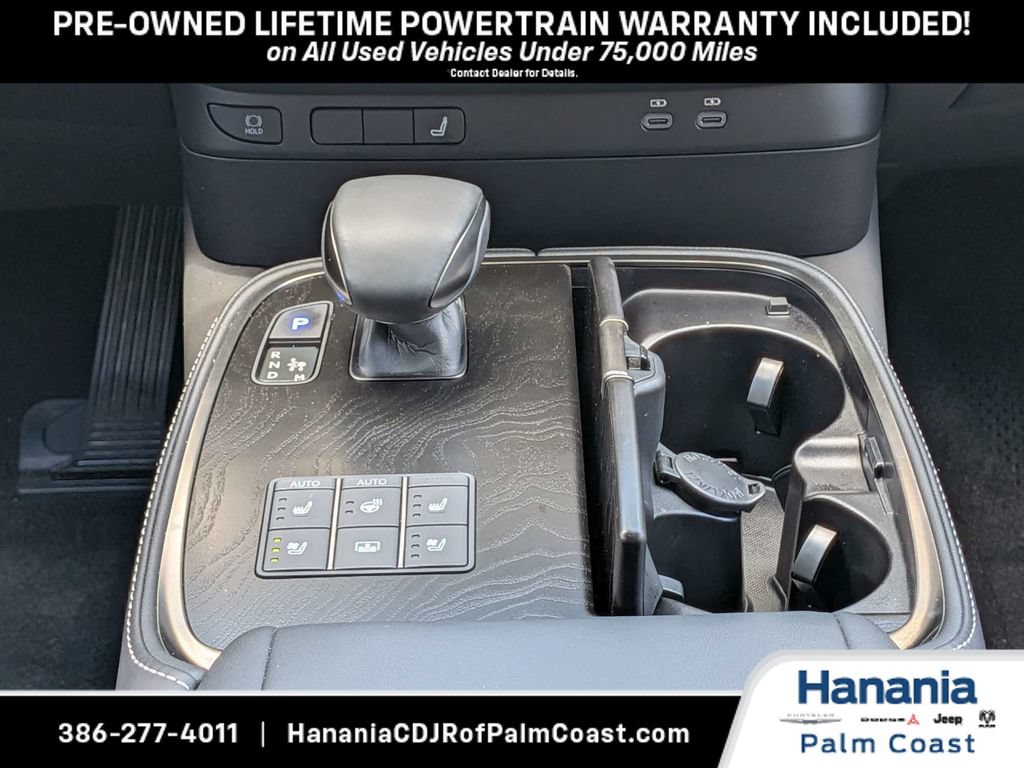 Used 2024 Lexus LS 500 RWD image 21