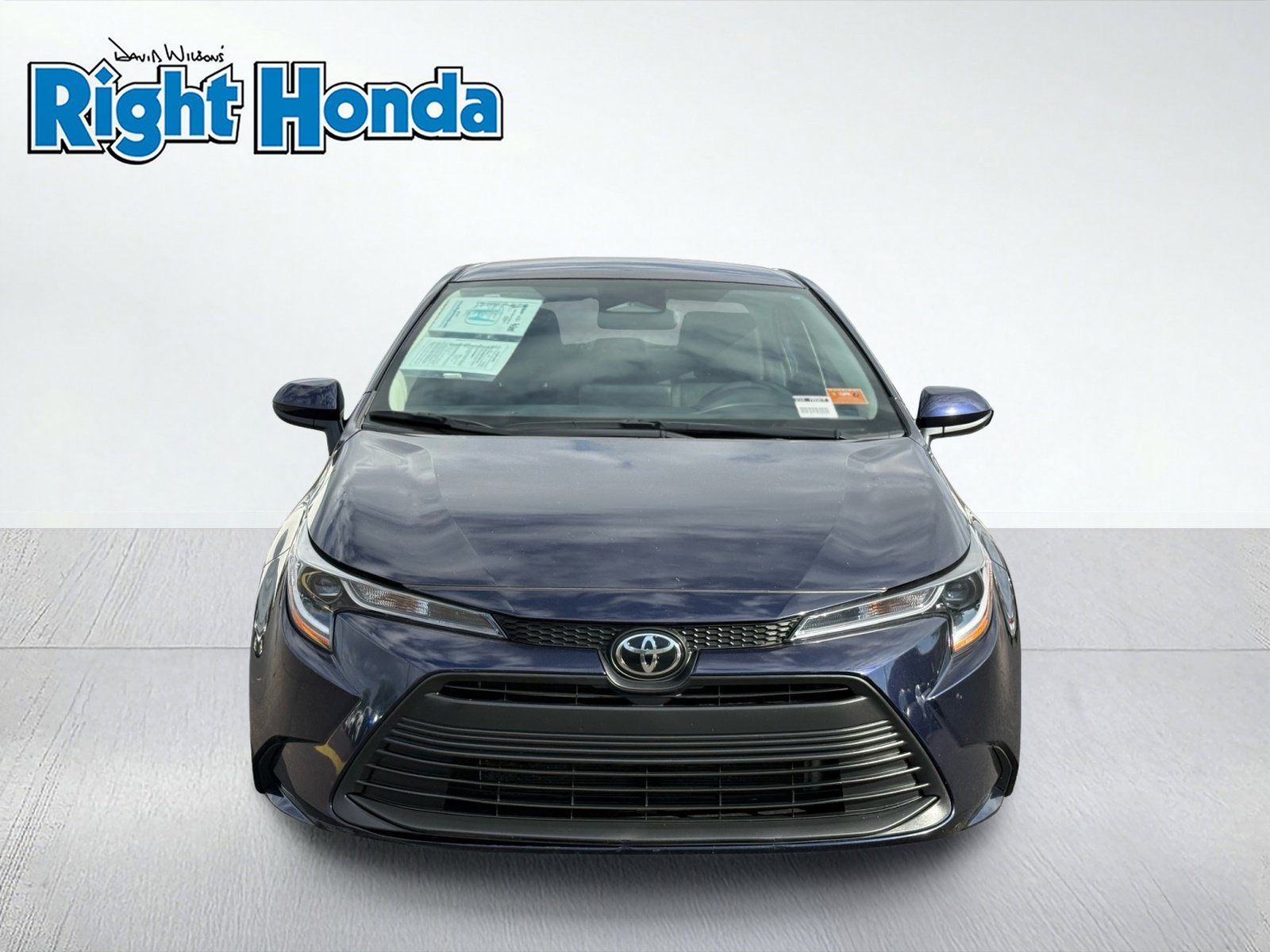 Used 2025 Toyota Corolla LE FWD image 5