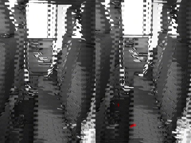 Used 2014 Jeep Wrangler Unlimited Rubicon w/ Connectivity Group image 14