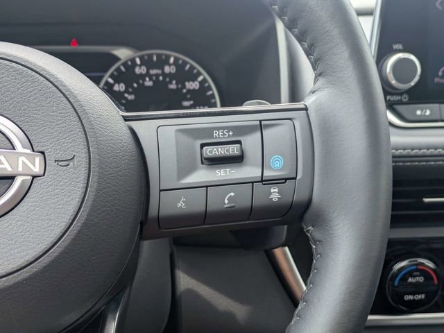 Used 2023 Nissan Rogue SV w/ SV Premium B Package AWD/4WD image 27