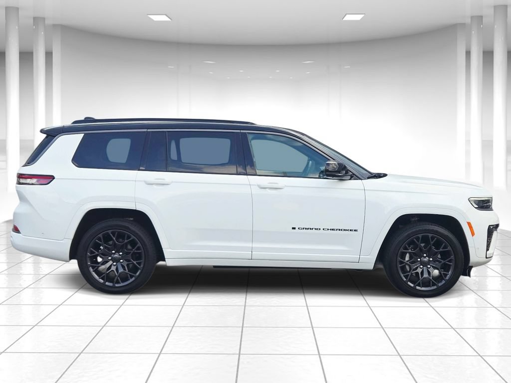 Certified 2026 Jeep Grand Cherokee L Summit w/ Obsidian Package AWD/4WD image 2