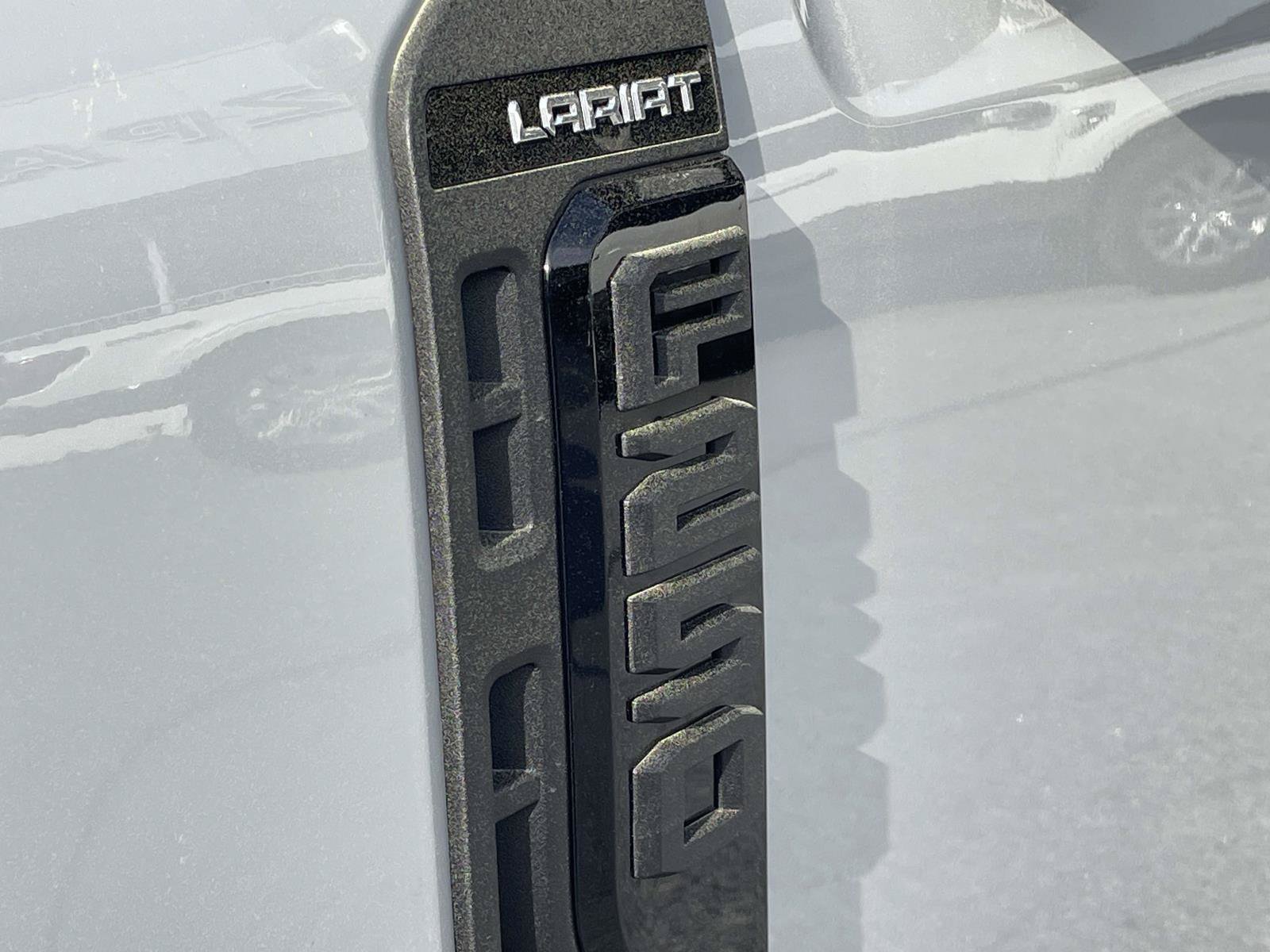 New 2026 Ford F250 Lariat w/ Black Appearance Package AWD/4WD image 7