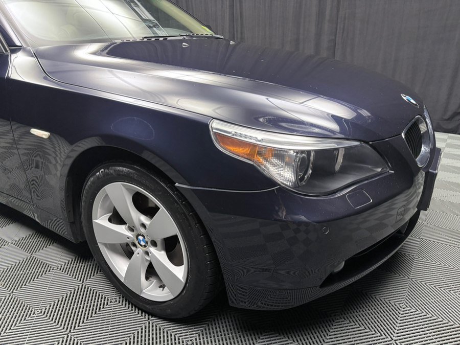 Used 2007 BMW 530xi Sedan AWD/4WD image 11