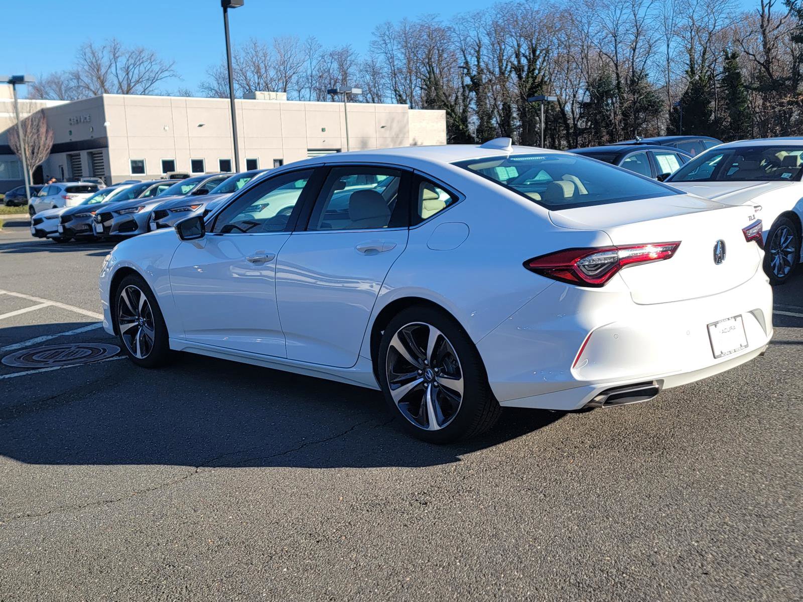 Certified 2025 Acura TLX w/ Technology Package image 3
