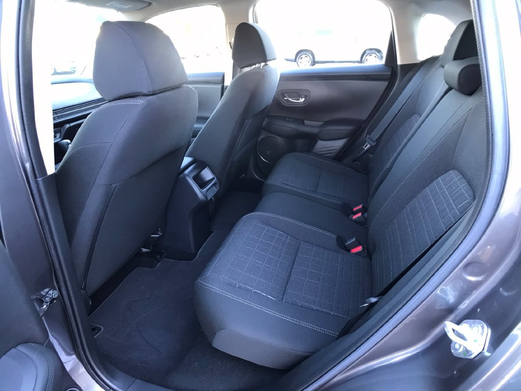 Certified 2024 Honda HR-V LX image 9