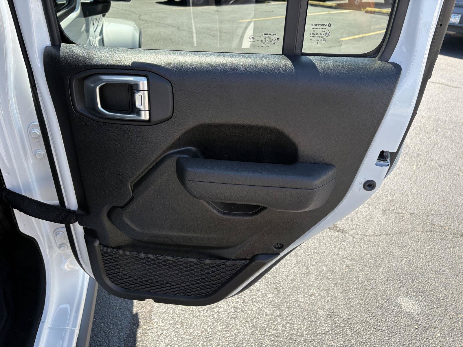 Used 2025 Jeep Gladiator Sport AWD/4WD image 14