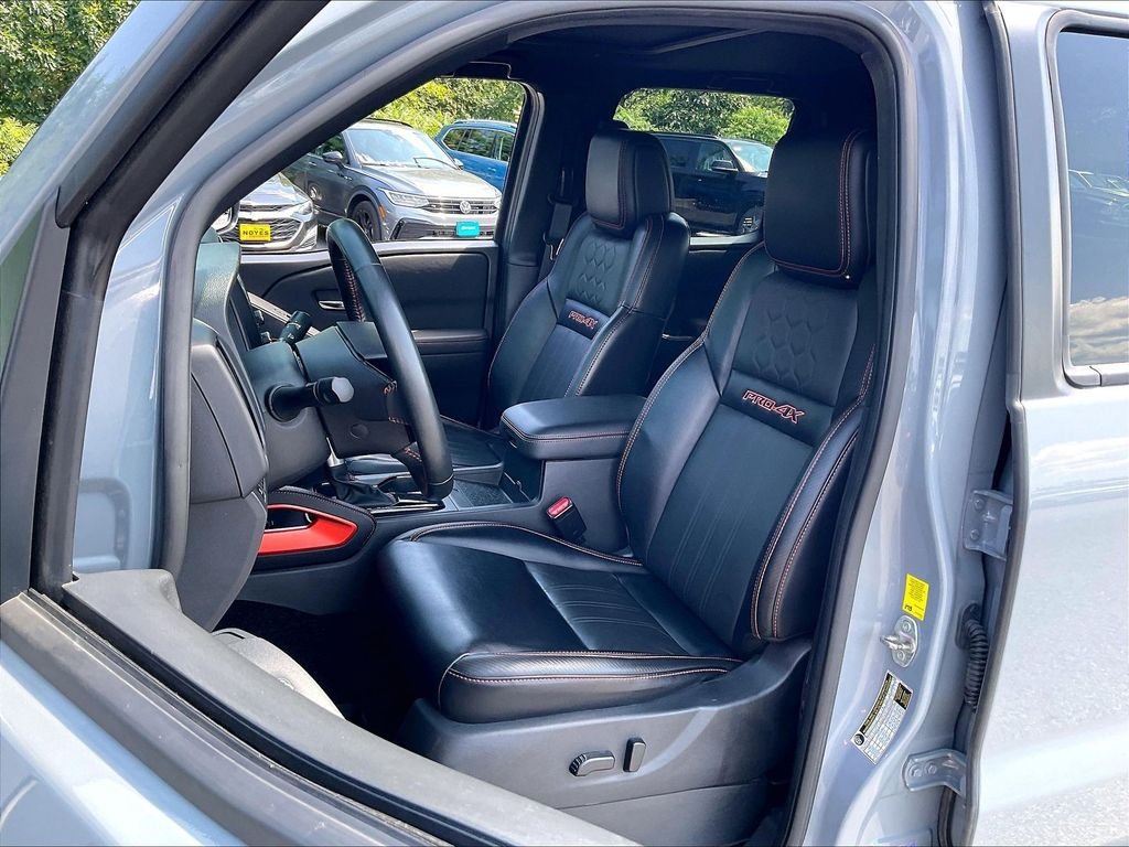 Used 2024 Nissan Frontier PRO-4X w/ Pro Premium Package AWD/4WD image 9