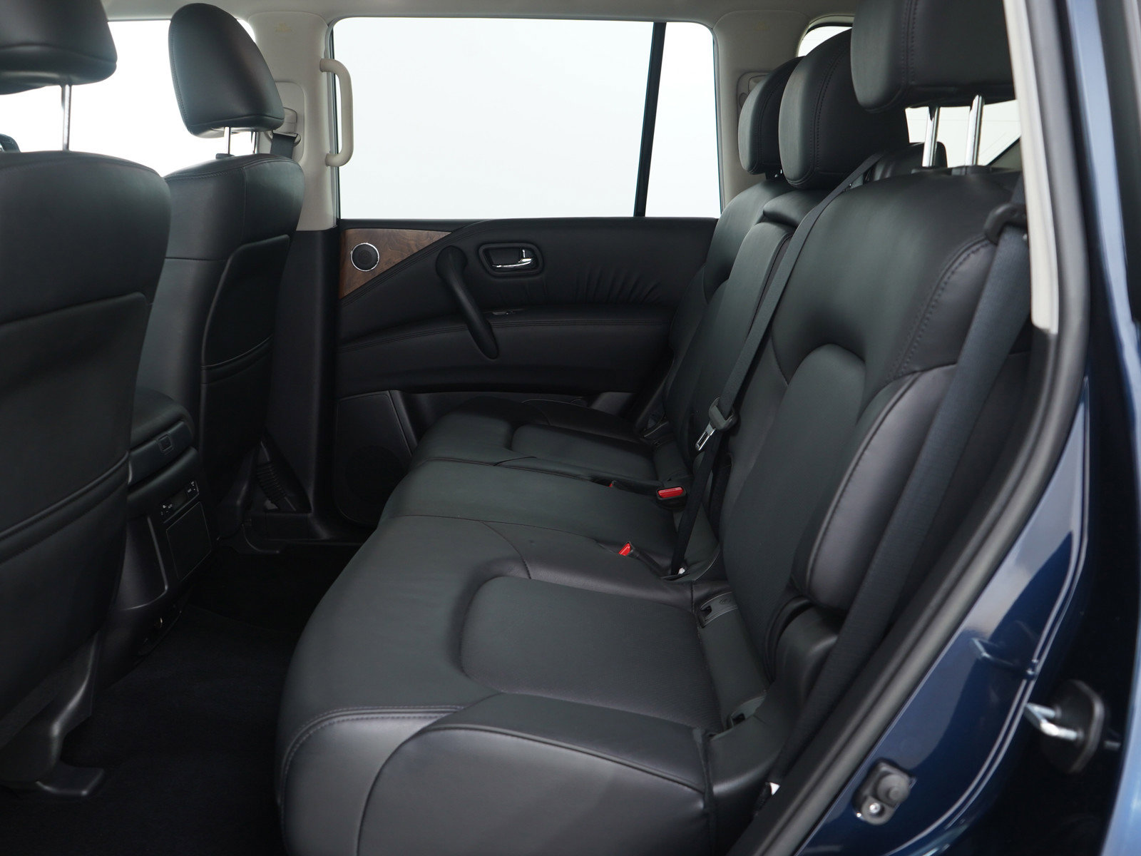 Used 2024 Nissan Armada SL w/ Cargo Package image 18