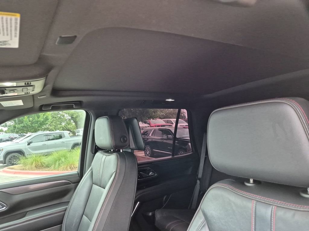 Used 2021 Chevrolet Tahoe RST w/ Luxury Package RWD image 32