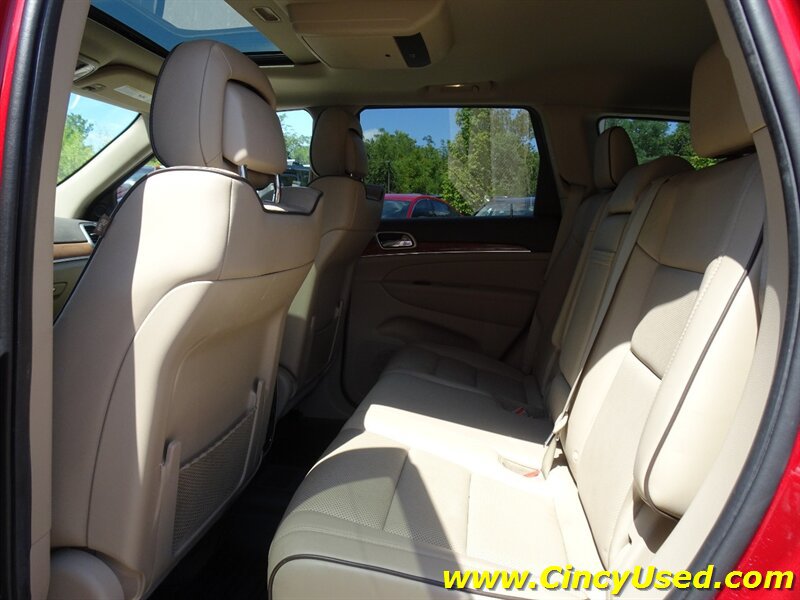 Used 2011 Jeep Grand Cherokee Overland AWD/4WD image 13