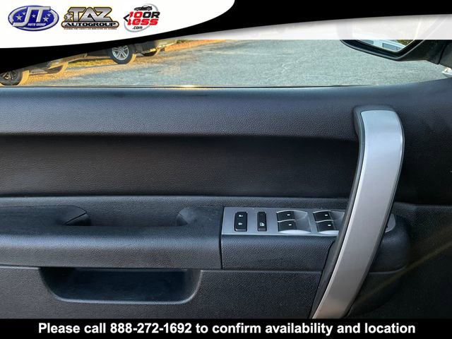 Used 2011 GMC Sierra 2500 SLE w/ SLE Preferred Package image 10