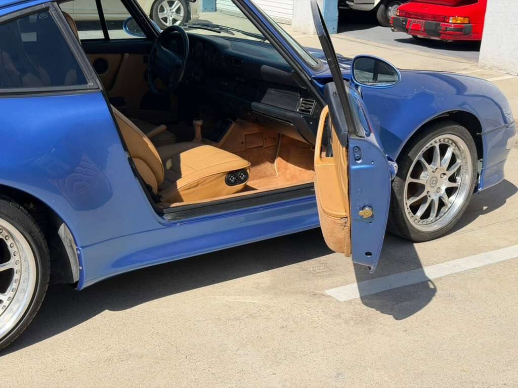 Used 1990 Porsche 911 Carrera image 20