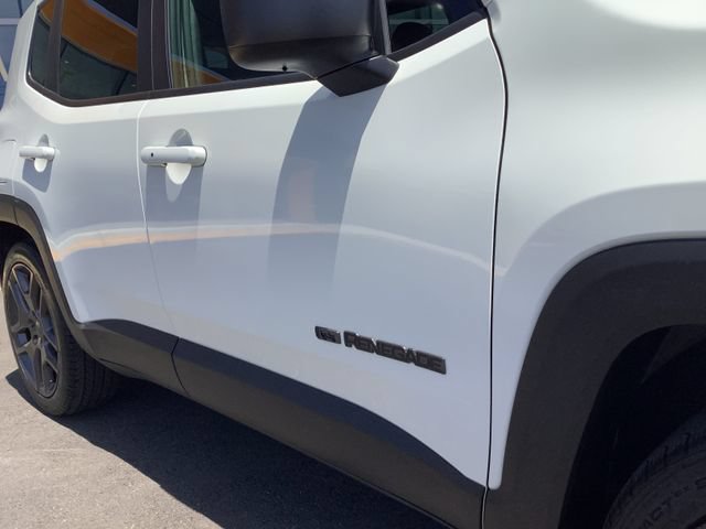 Used 2021 Jeep Renegade Latitude FWD image 41