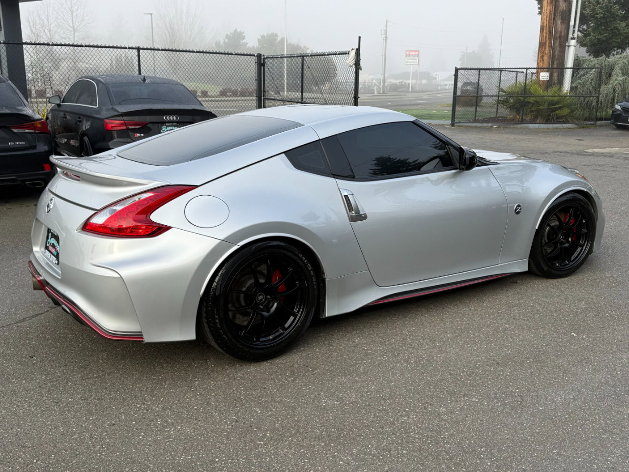 Used 2016 Nissan 370Z NISMO image 11