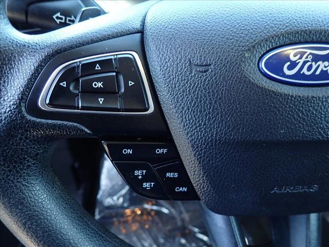 Used 2017 Ford Escape SE w/ Equipment Group 201A AWD/4WD image 14