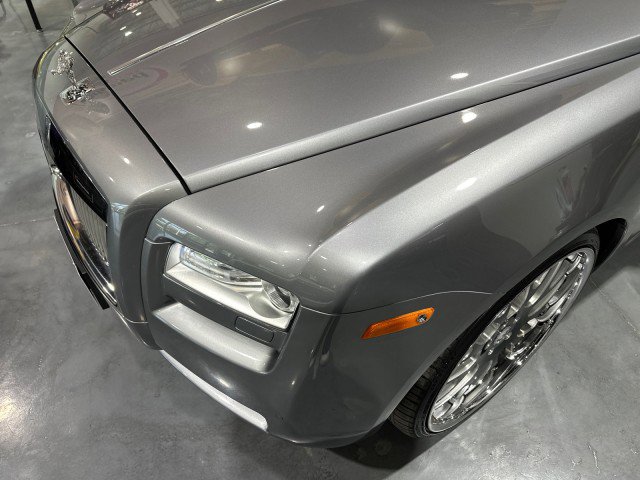 Used 2010 Rolls-Royce Ghost RWD image 14