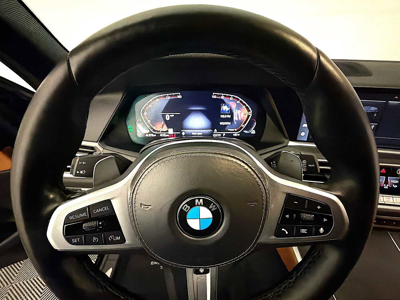 Used 2022 BMW X5 xDrive40i w/ M Sport Package image 13