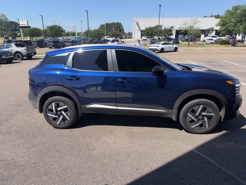 Used 2026 Nissan Kicks SV FWD image 5