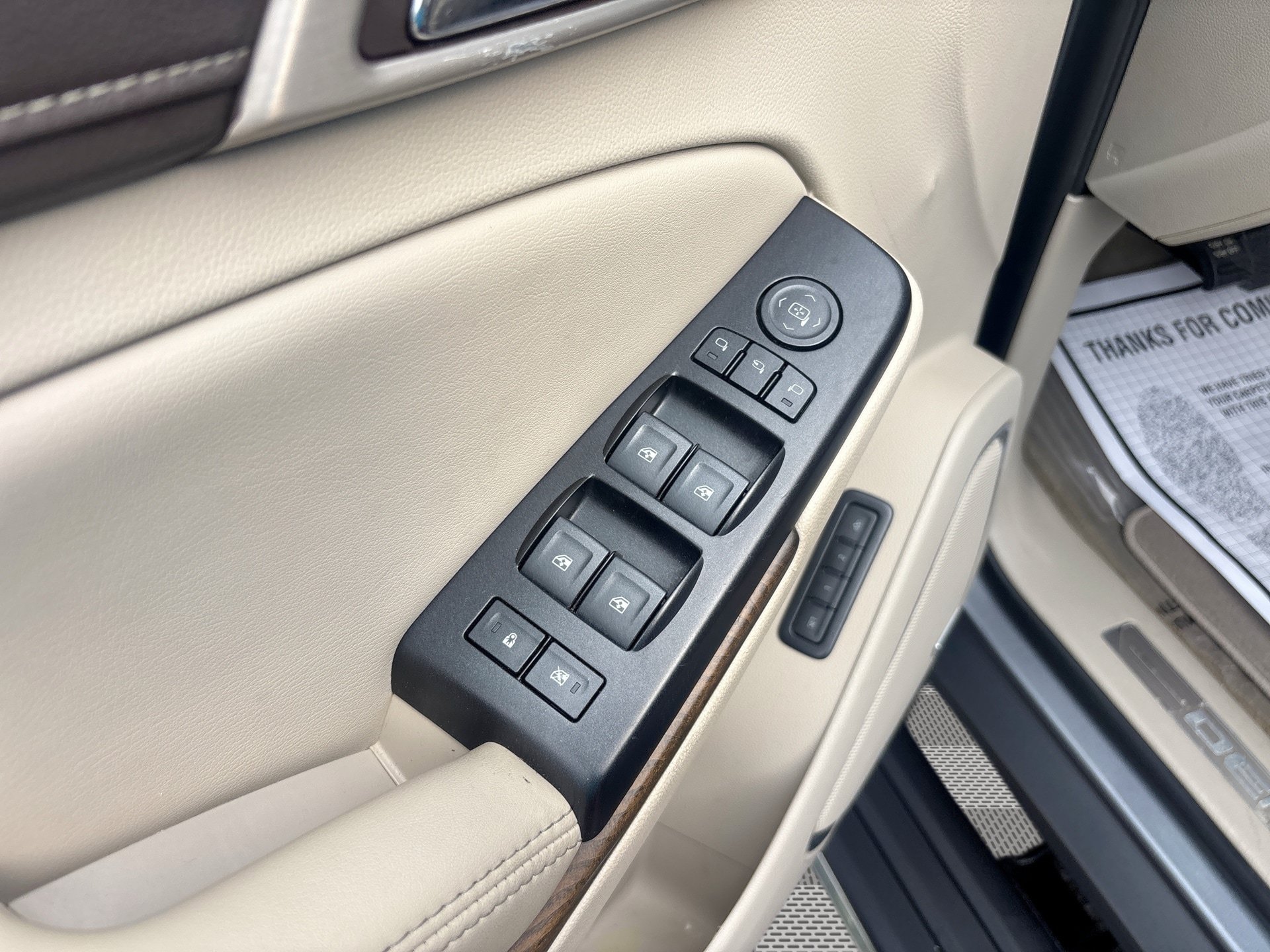 Used 2019 GMC Yukon XL Denali w/ Open Road Package RWD image 15