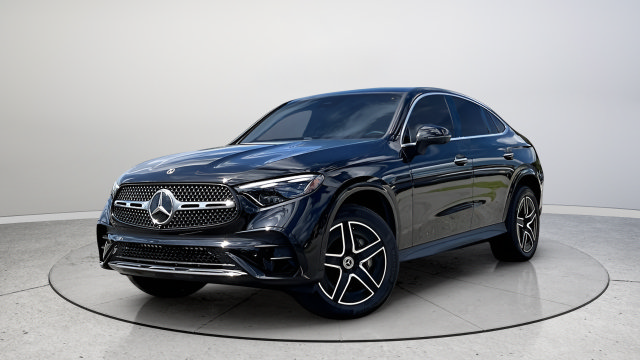 Certified 2026 Mercedes-Benz GLC 300 4MATIC image 3
