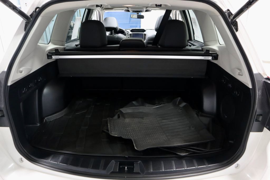 Used 2023 Subaru Forester Limited AWD/4WD image 16