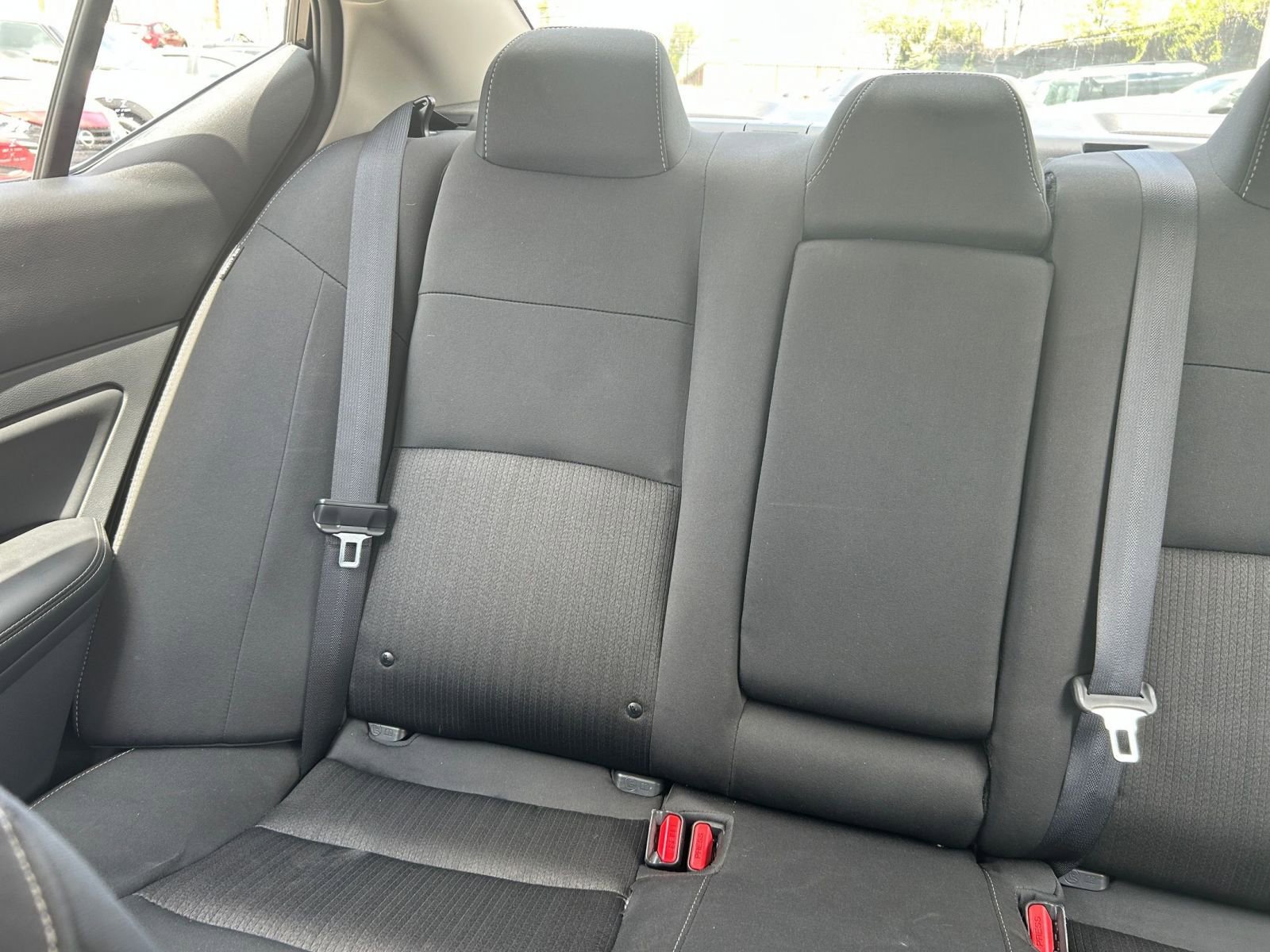 Used 2025 Nissan Altima 2.5 SV image 34