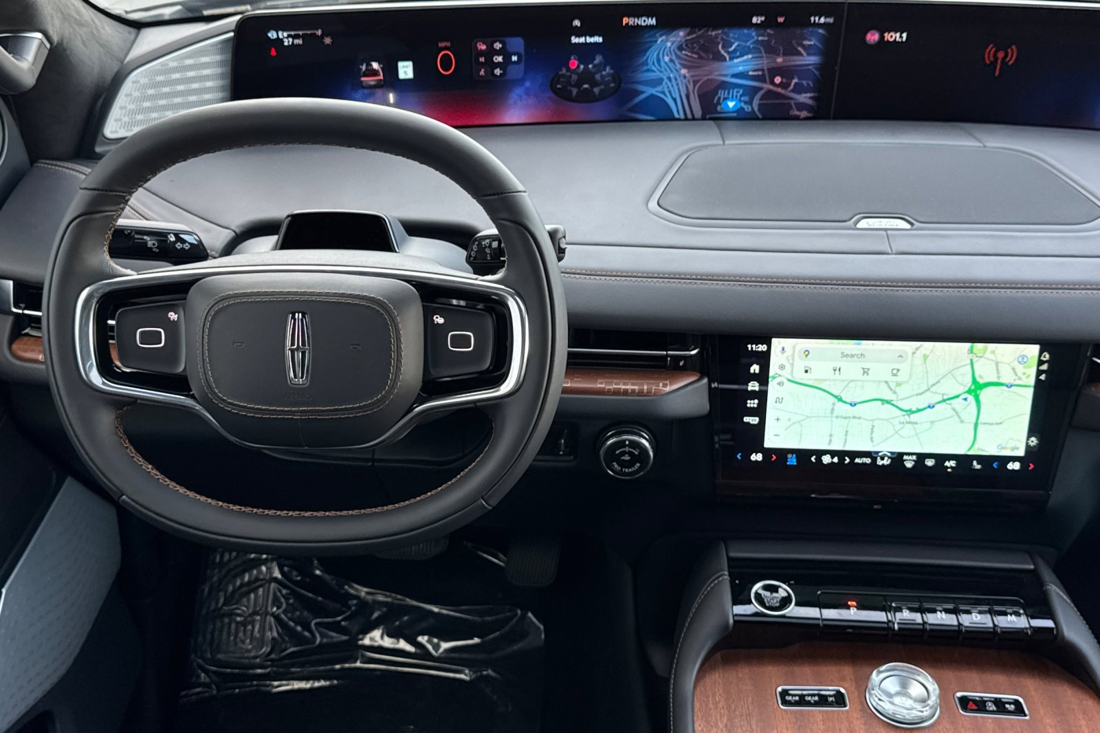 New 2025 Lincoln Navigator Black Label image 13