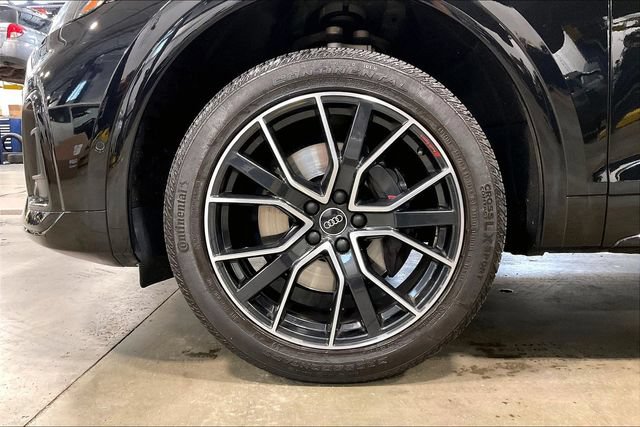 Certified 2023 Audi SQ5 Prestige w/ Prestige Package AWD/4WD image 9