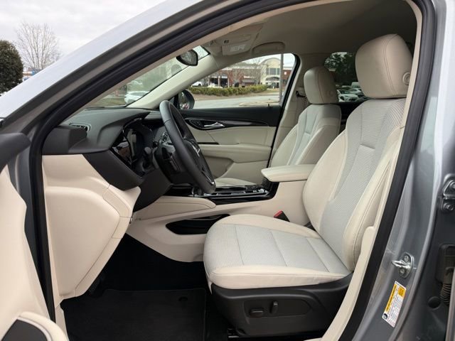 Used 2023 Buick Envision Preferred image 13