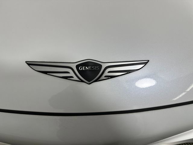 Used 2025 Genesis GV60 Advanced image 9