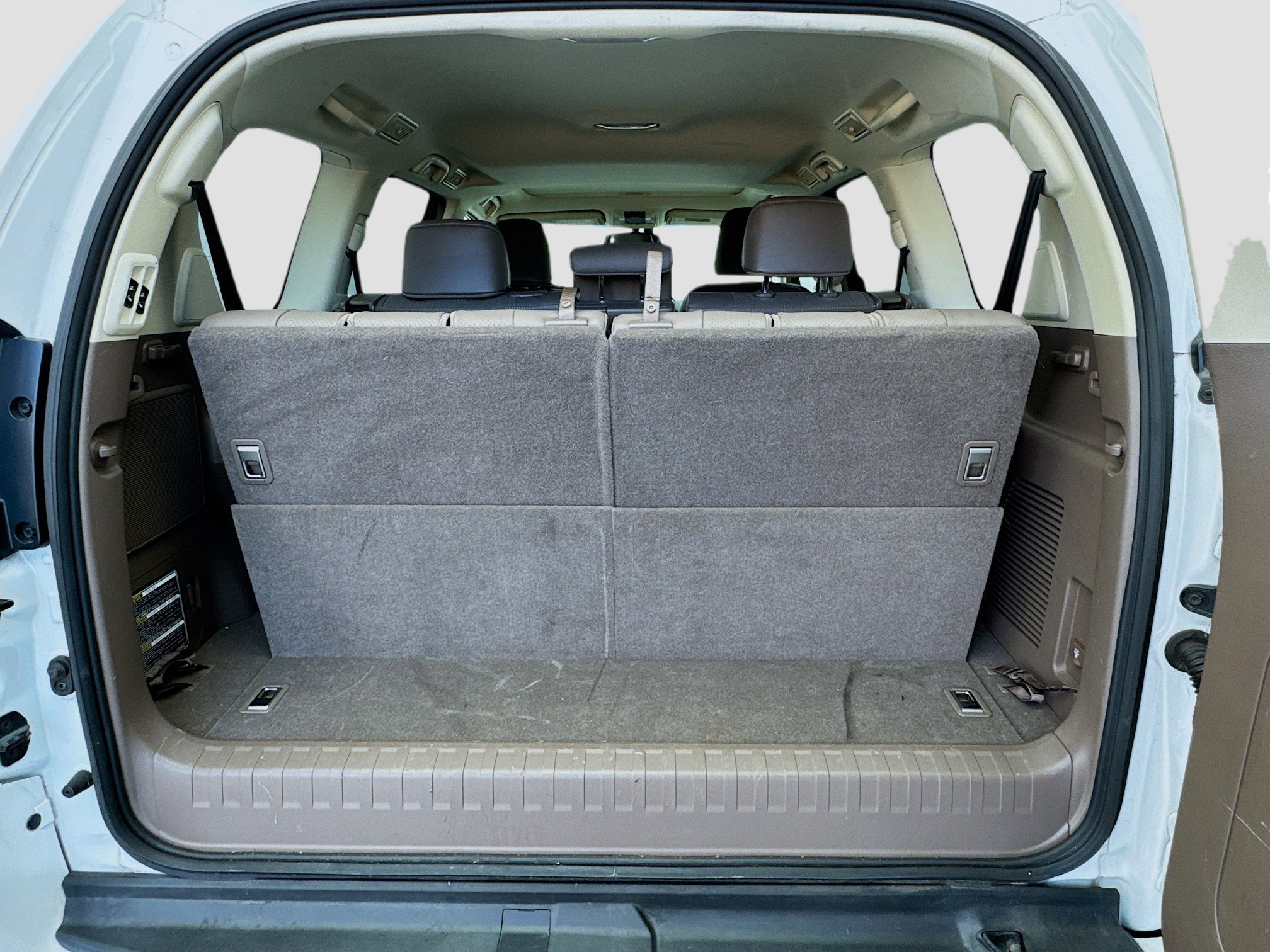 Used 2018 Lexus GX 460 Luxury w/ Preferred Accessory Package image 18