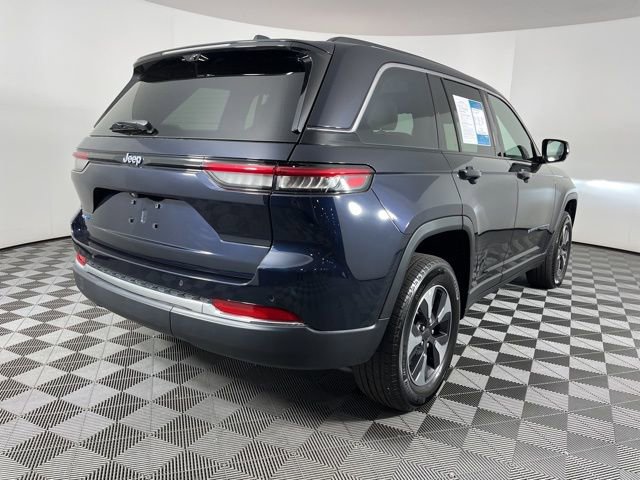 Used 2024 Jeep Grand Cherokee Limited 4xe w/ Luxury Tech Group II image 11