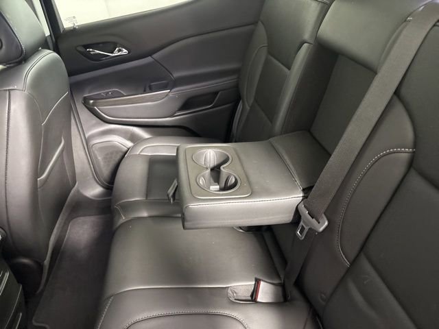 Used 2021 GMC Acadia SLT w/ Elevation Edition image 24