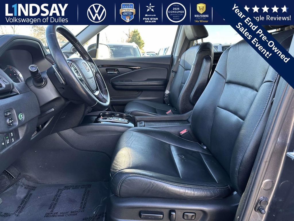 Used 2016 Honda Pilot Touring image 11