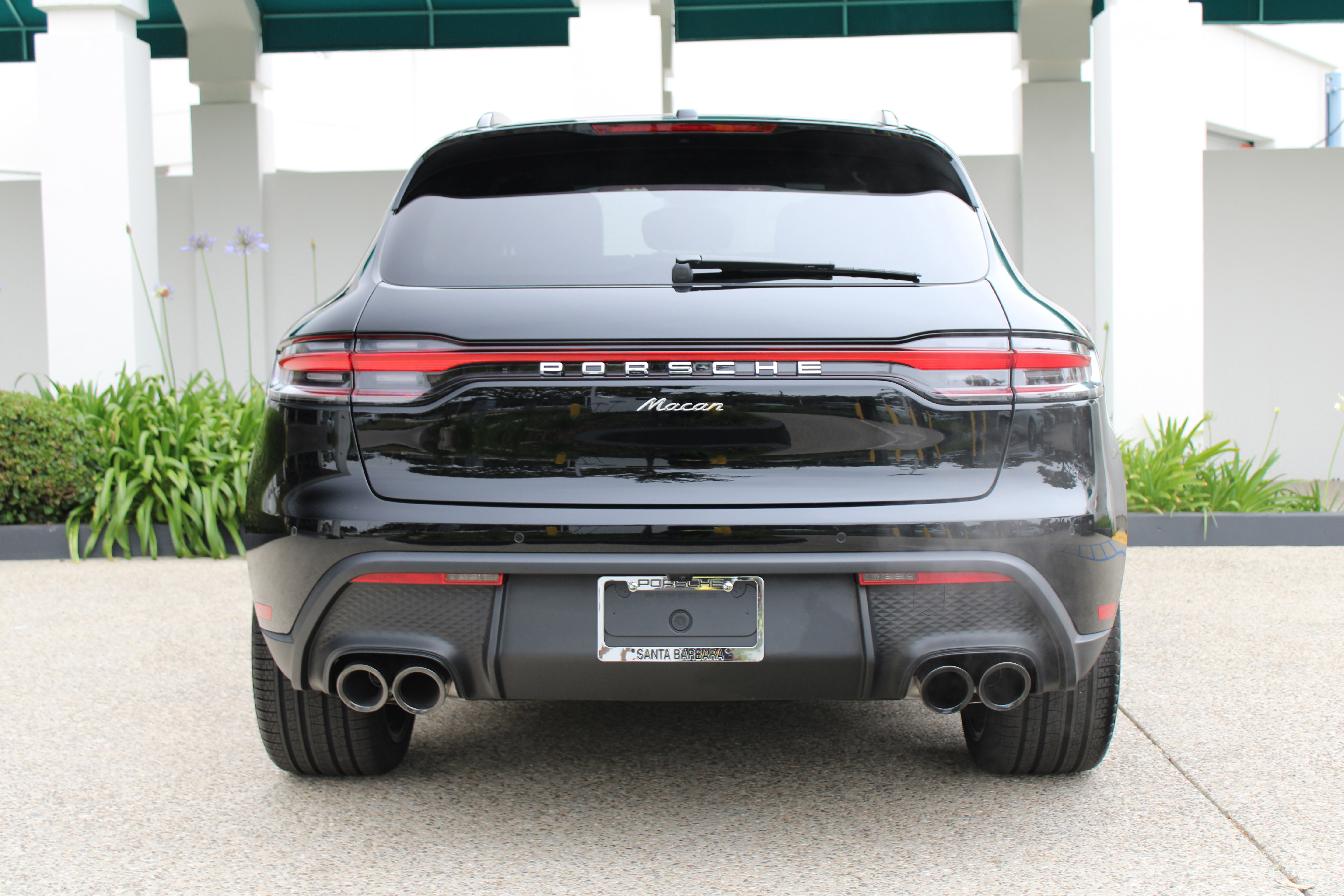 New 2025 Porsche Macan image 6