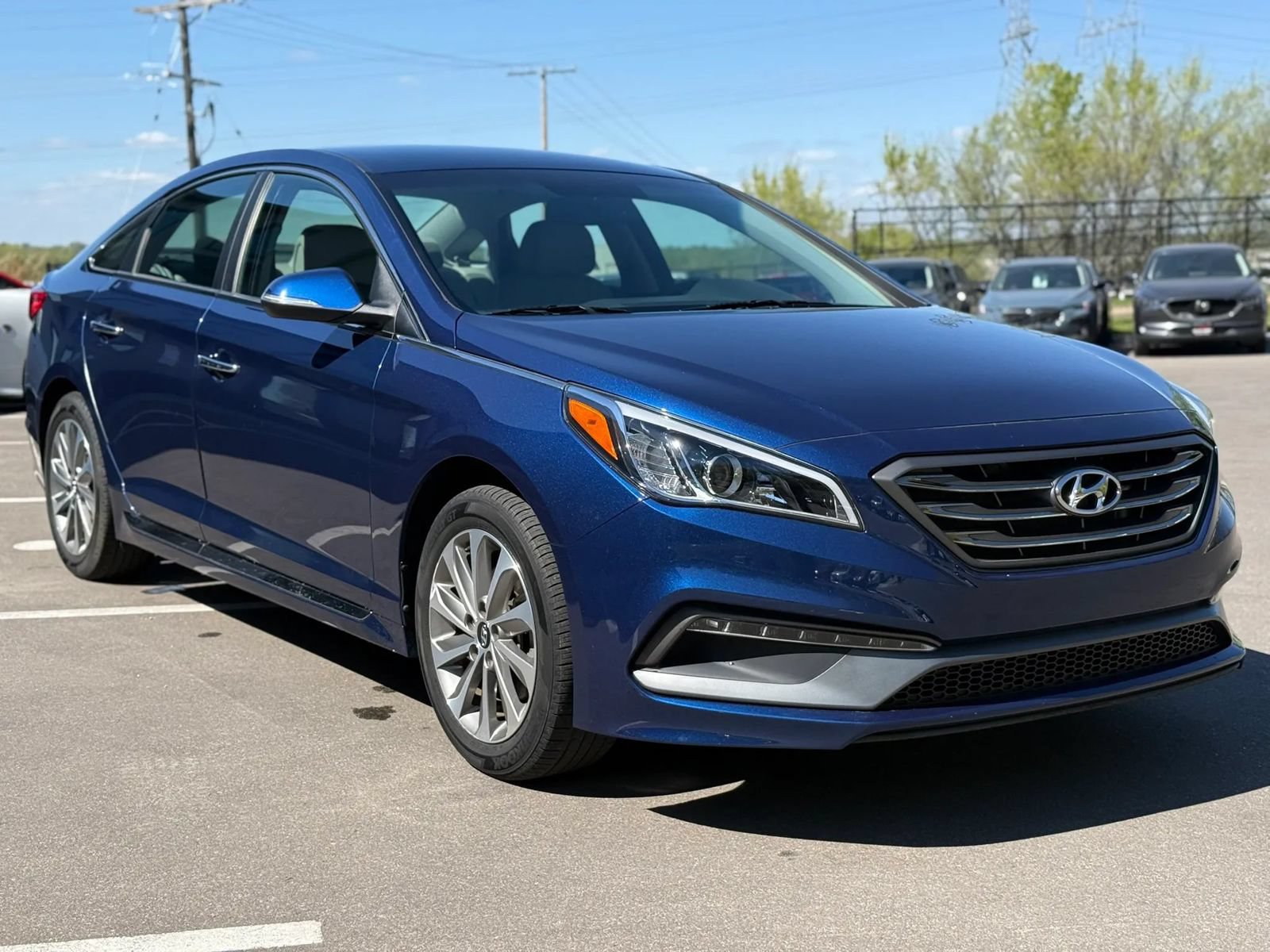 Used 2015 Hyundai Sonata Sport w/ Option Group 04 FWD image 7