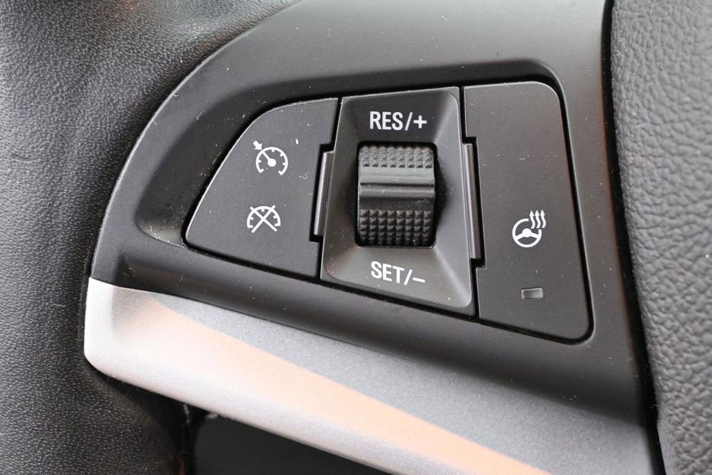 Used 2020 Chevrolet Sonic LT w/ Convenience Package FWD image 17